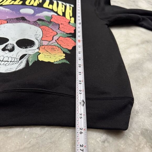 Wound Up Full of Life “skull” Graphic Fleece Sweatshirt - Picture 6 of 8